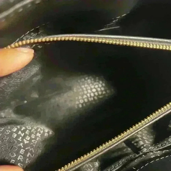 Kate Spade Quilted Crossbody/Tote - Picture 3 of 7